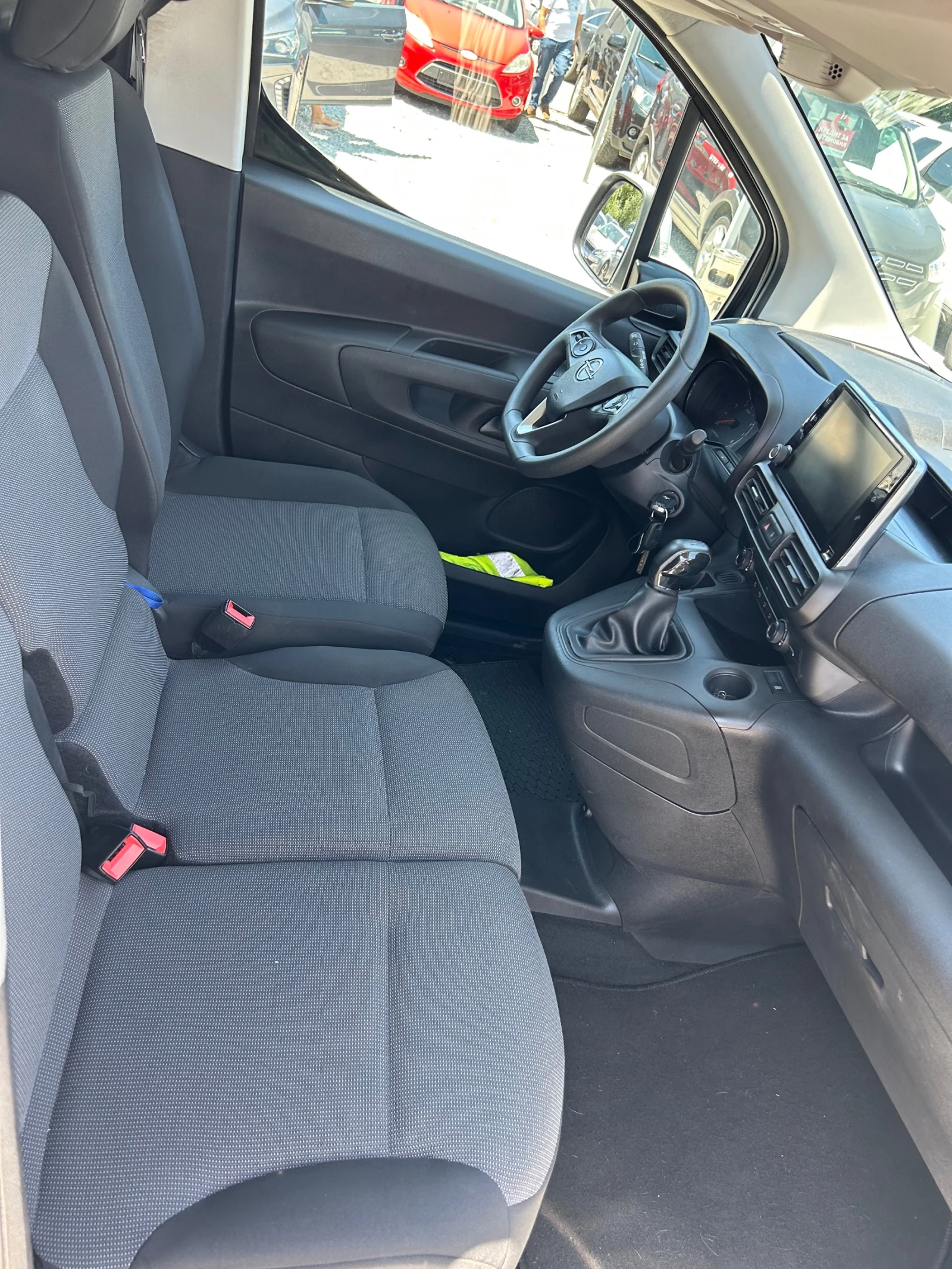 Opel Combo 1, 5CDTI EURO 6D, снимка 15 - Автомобили и джипове - 55504228