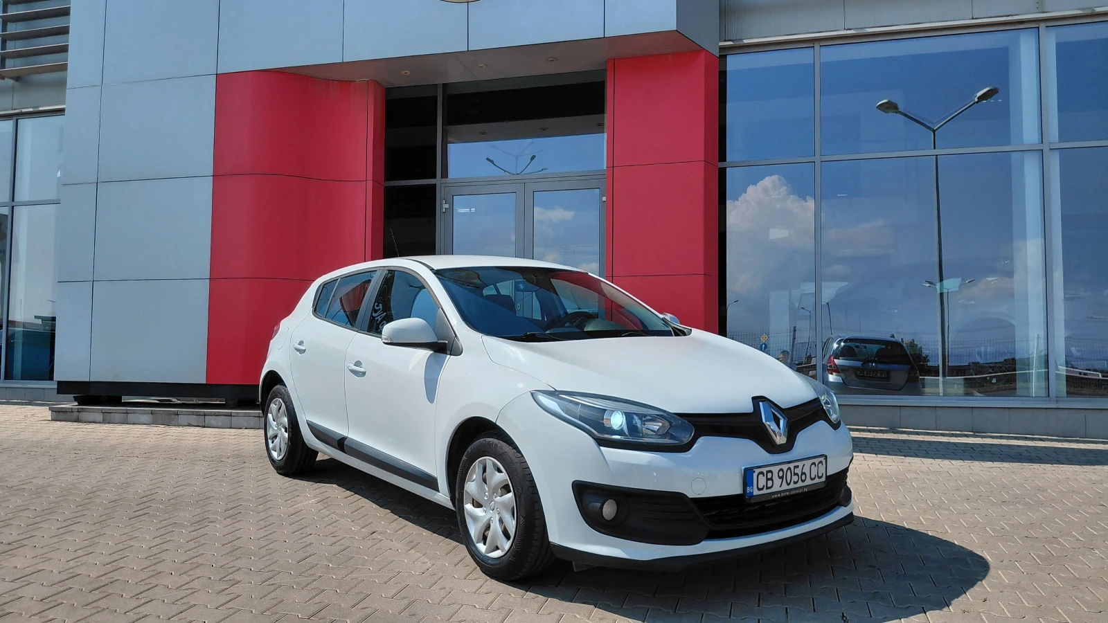 Renault Megane, снимка 2 - Автомобили и джипове - 55627928