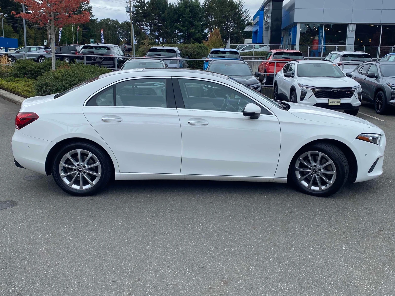 Mercedes-Benz A 220 * CARFAX * ЦЕНА ДО БГ, снимка 3 - Автомобили и джипове - 55940649