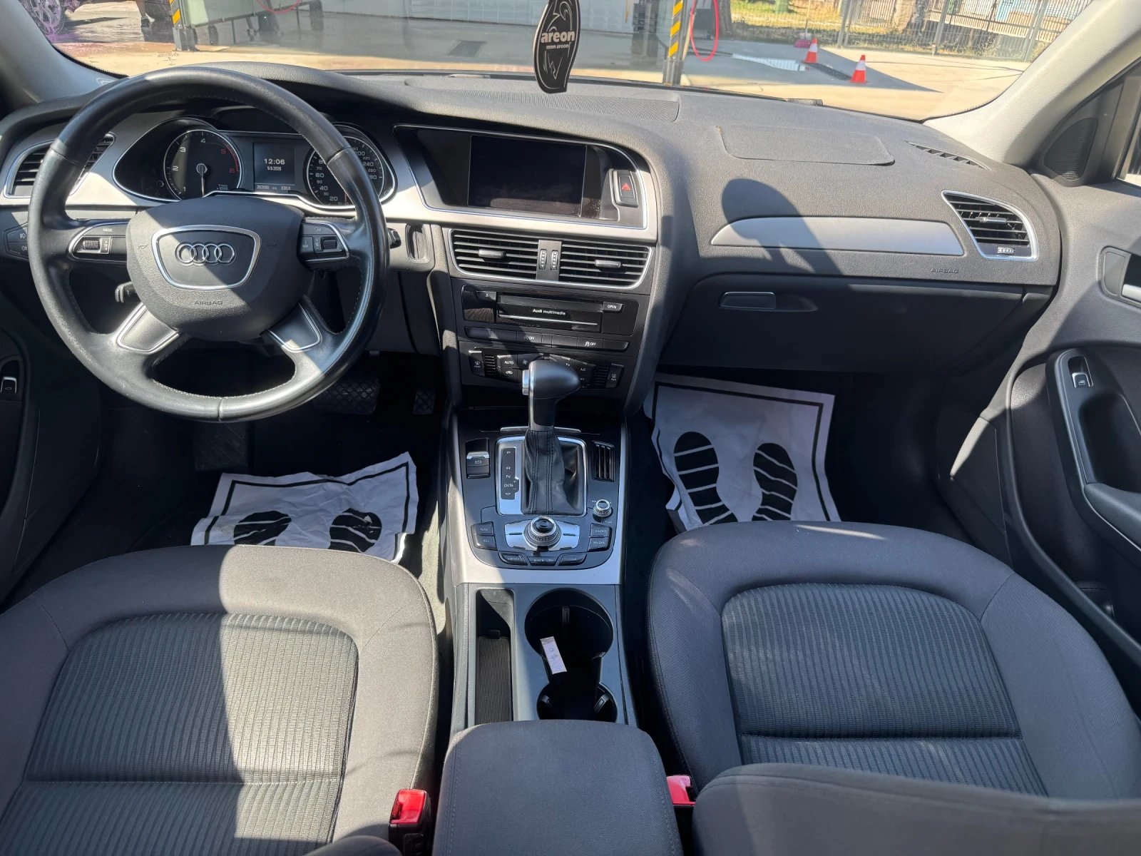 Audi A4, снимка 5 - Автомобили и джипове - 56002757