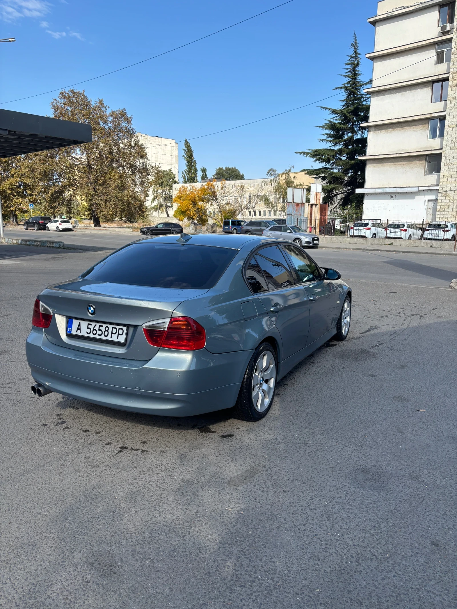 BMW 330, снимка 5 - Автомобили и джипове - 56462166