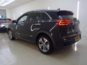 Kia Niro 64KWh/EXECUTIVE LINE/SOH100%/KIACONN/FULL!, снимка 3
