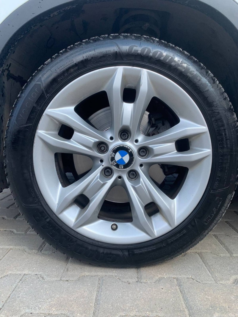 BMW X1, снимка 12 - Автомобили и джипове - 45257210
