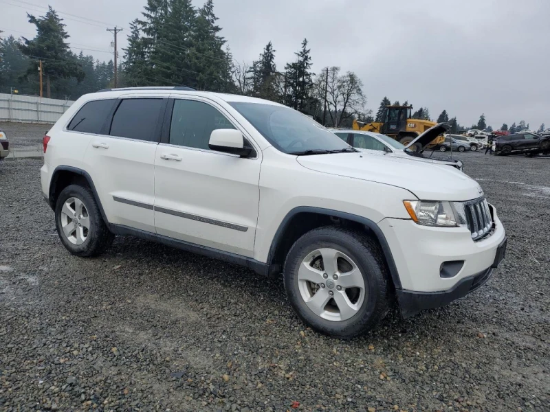 Jeep Grand cherokee LAREDO 3.6i/175000km/Става на ГАЗ, снимка 1 - Автомобили и джипове - 48951619