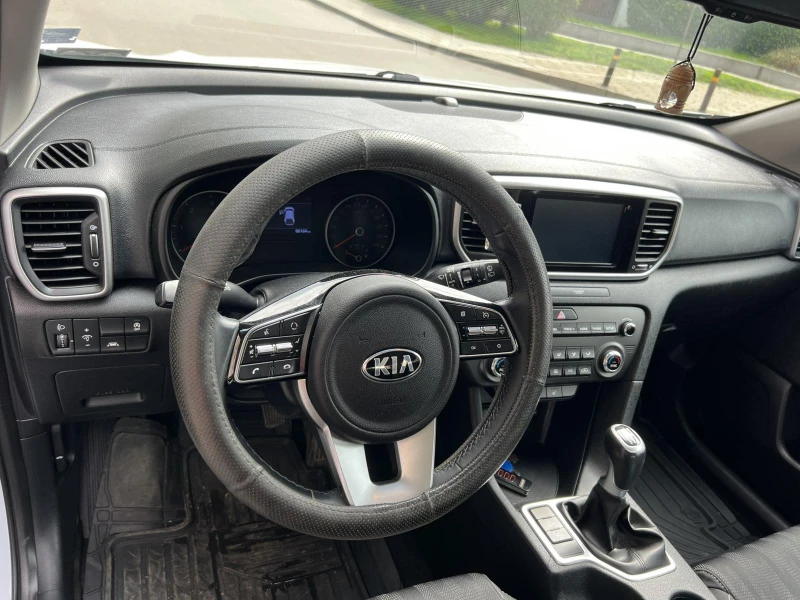 Kia Sportage, снимка 11 - Автомобили и джипове - 52542902