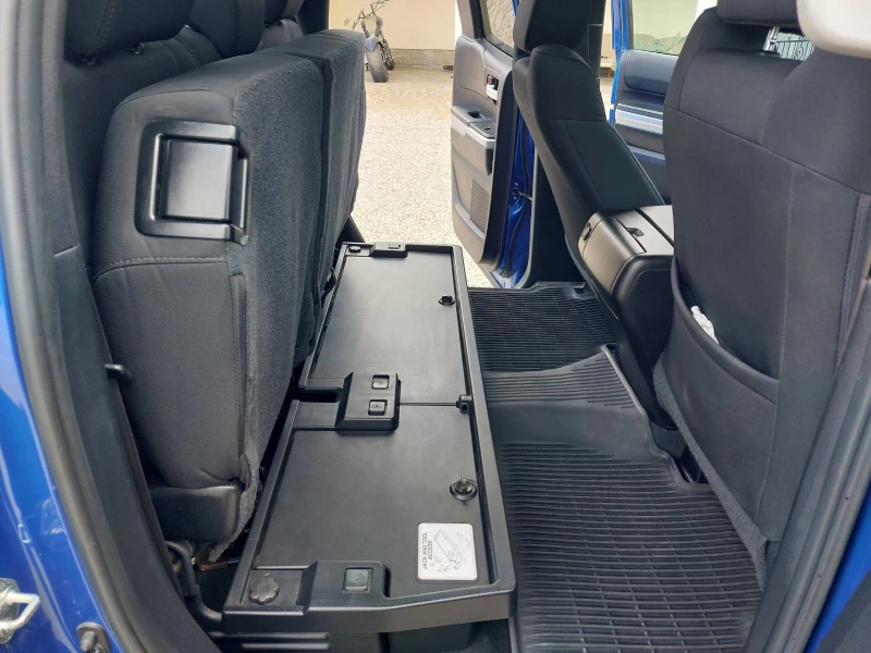 Toyota Tundra  ГАЗ TRD, снимка 14 - Автомобили и джипове - 52672275