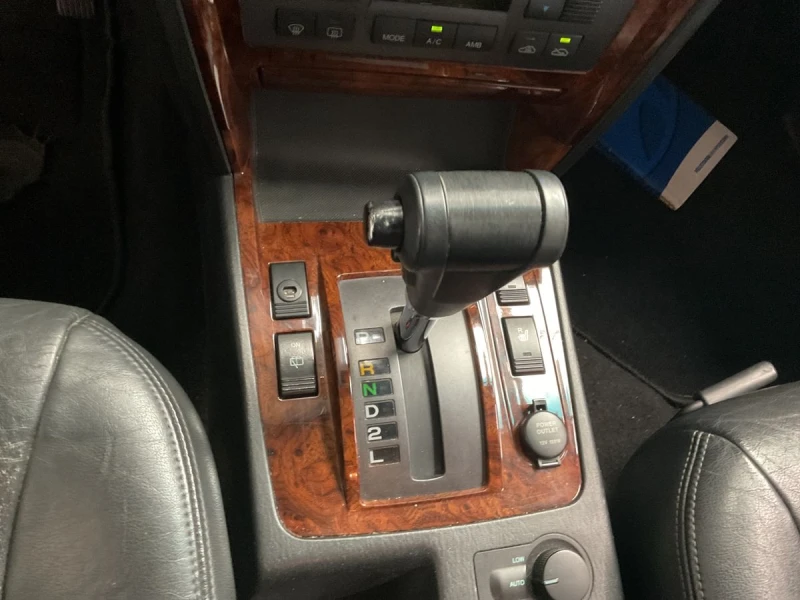 Hyundai Terracan  3.5 V6 Executive Бензин 194кc УНИКАТ ЛИЗИНГ, снимка 2 - Автомобили и джипове - 51619539