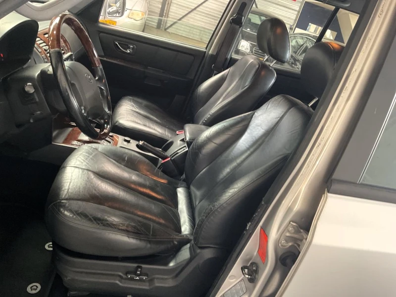 Hyundai Terracan  3.5 V6 Executive Бензин 194кc УНИКАТ ЛИЗИНГ, снимка 6 - Автомобили и джипове - 51619539