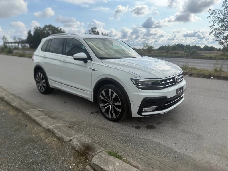 VW Tiguan 2.0 R-LINE DIGITAL 4х4 ШВЕЙЦАРИЯ, снимка 4 - Автомобили и джипове - 52073411