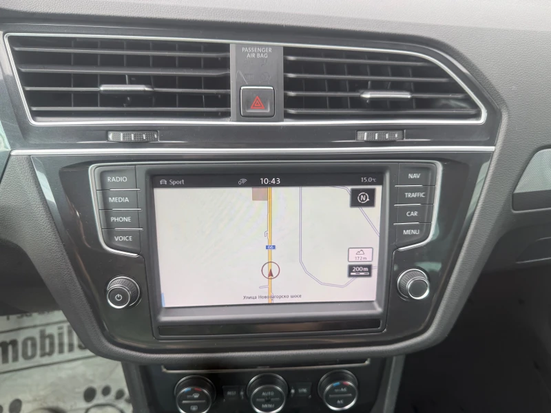 VW Tiguan 2.0 R-LINE DIGITAL 4х4 ШВЕЙЦАРИЯ, снимка 8 - Автомобили и джипове - 52073411