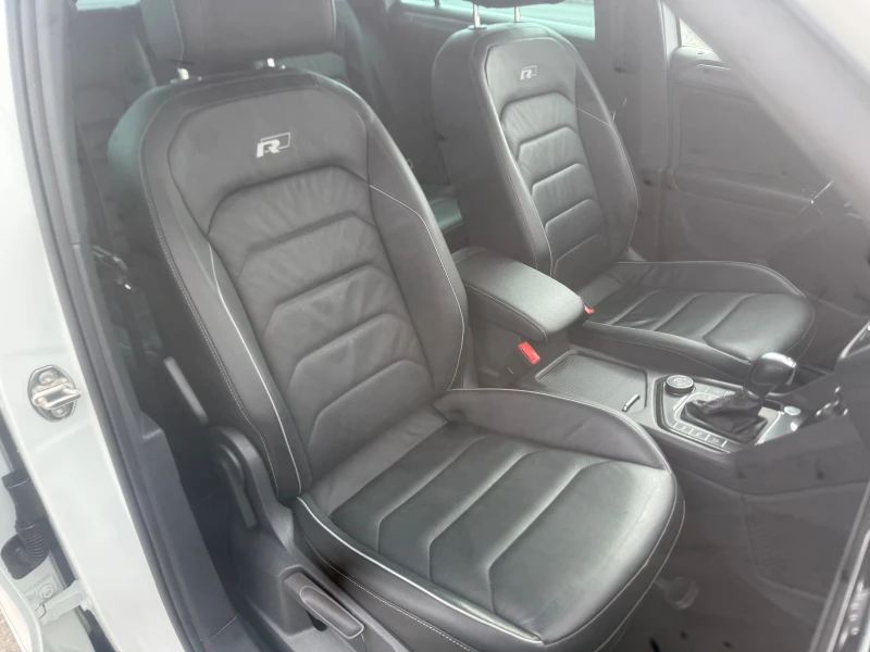 VW Tiguan 2.0 R-LINE DIGITAL 4х4 ШВЕЙЦАРИЯ, снимка 11 - Автомобили и джипове - 52073411