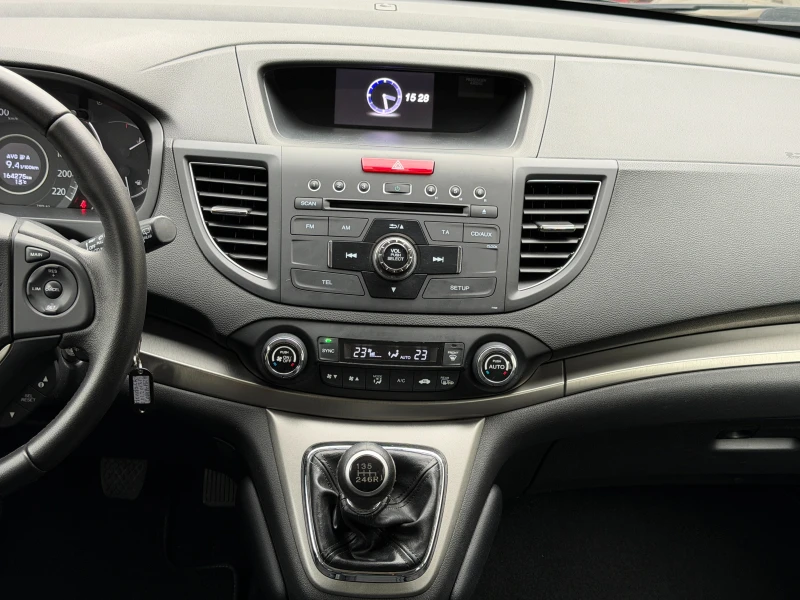 Honda Cr-v 2.0i-VTEC* СЕРВИЗНА КНИЖКА С ПЪЛНА ИСТОРИЯ, снимка 10 - Автомобили и джипове - 52645119