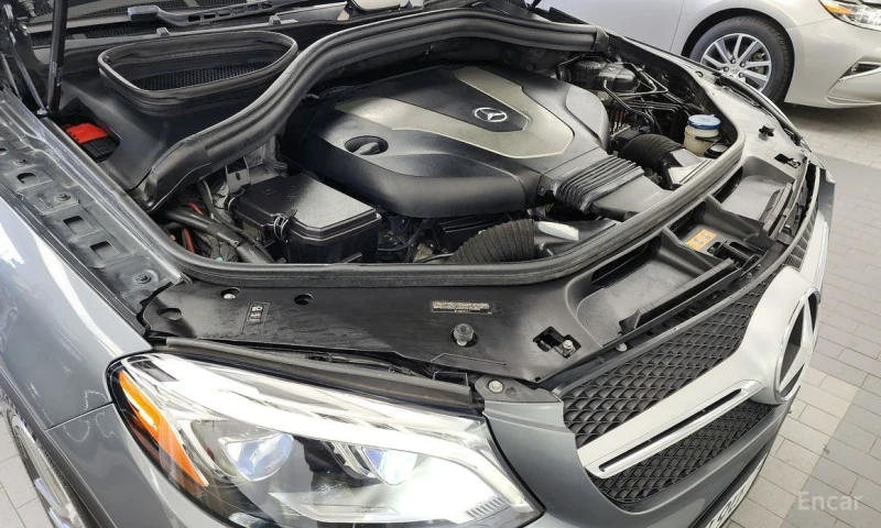 Mercedes-Benz GLE 350, снимка 6 - Автомобили и джипове - 52700115