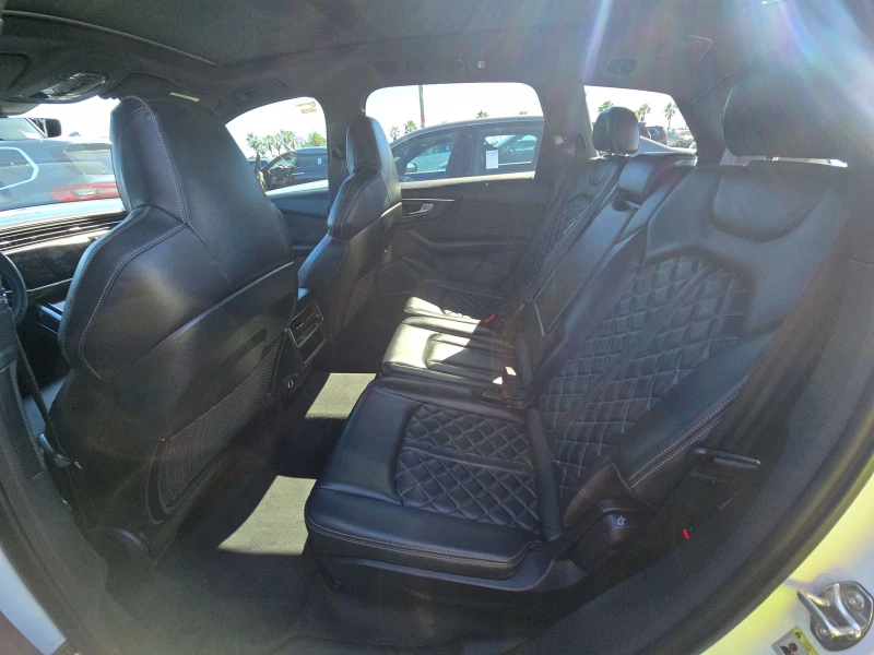Audi SQ7 PREMIUM PLUS , снимка 11 - Автомобили и джипове - 53362459