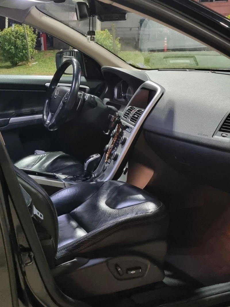 Volvo XC60 SUMMUM T6 POLESTAR, снимка 7 - Автомобили и джипове - 53383419