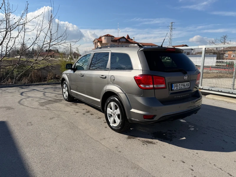 Fiat Freemont, снимка 3 - Автомобили и джипове - 53402848