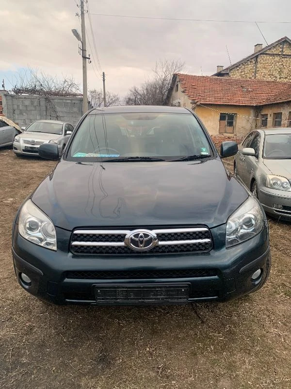 Toyota Rav4 2.2 D-CAT 177к.с НА ЧАСТИ - изображение 2