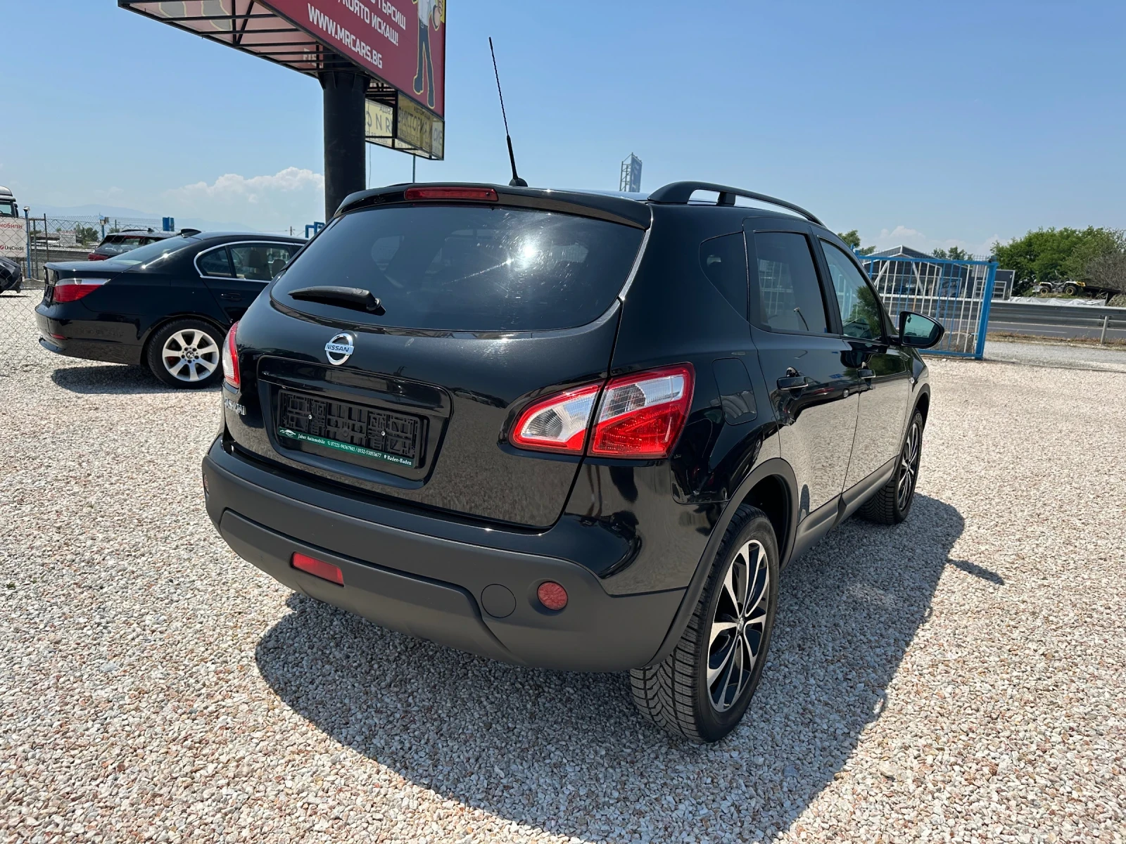 Nissan Qashqai 1.6, НАВИ, 360 КАМЕРА, КОЖА, ПАНОРАМА, НАВИ, ТОП!! - изображение 6