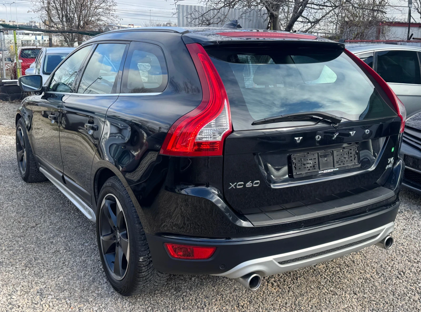 Volvo XC60 XC60-T6 AWD R-Design 330к.с. УНИКАТ! - изображение 5