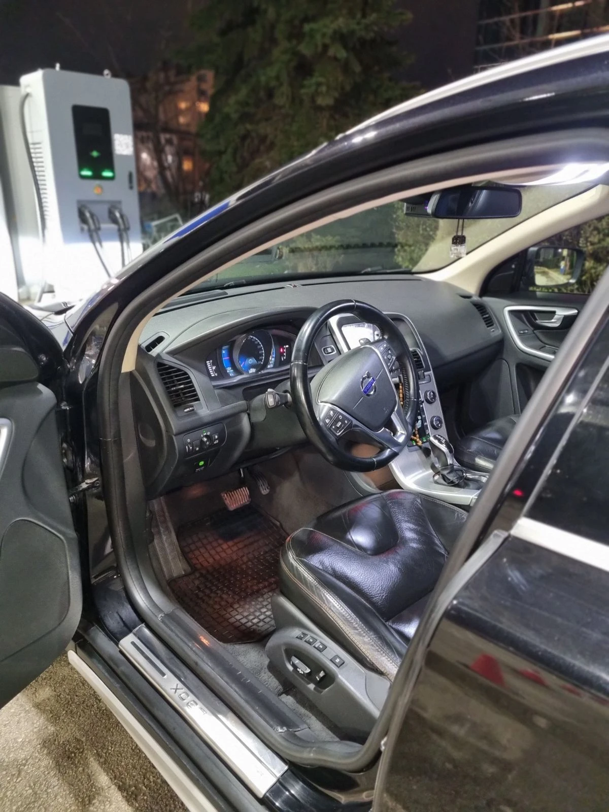 Volvo XC60 SUMMUM T6 POLESTAR - изображение 5