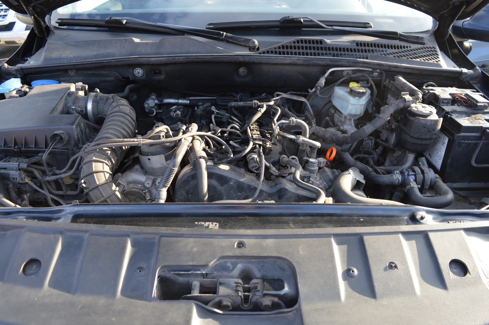 VW Amarok 2.0TDI-4x4-KLIMATRONIK, снимка 16 - Автомобили и джипове - 54091760