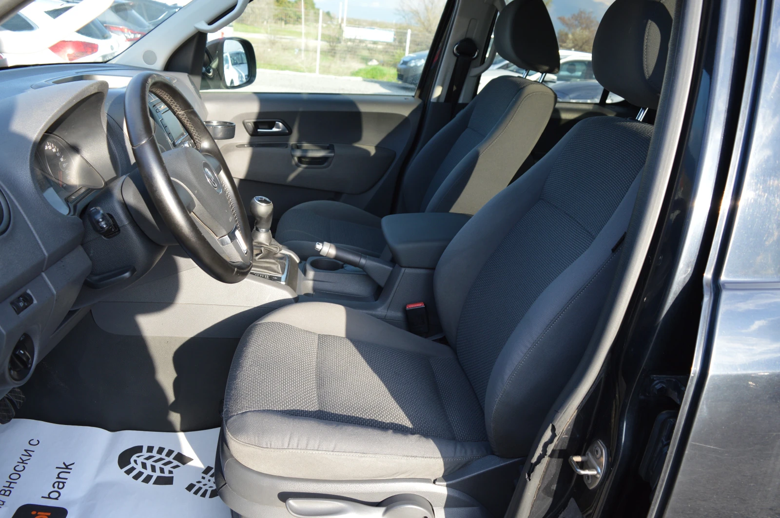 VW Amarok 2.0TDI-4x4-KLIMATRONIK, снимка 9 - Автомобили и джипове - 54091760