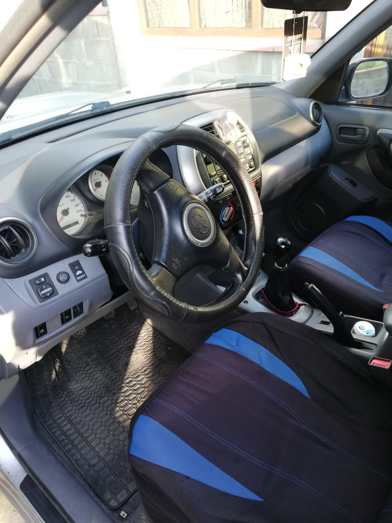 Toyota Rav4, снимка 9 - Автомобили и джипове - 54662075