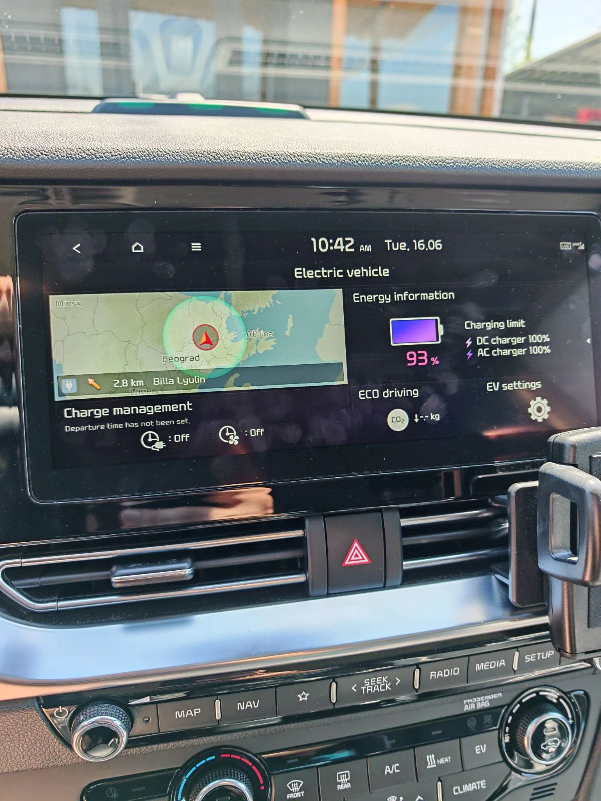 Kia Niro 64KWh/EXECUTIVE LINE/SOH100%/KIACONN/FULL!, снимка 14 - Автомобили и джипове - 55023925