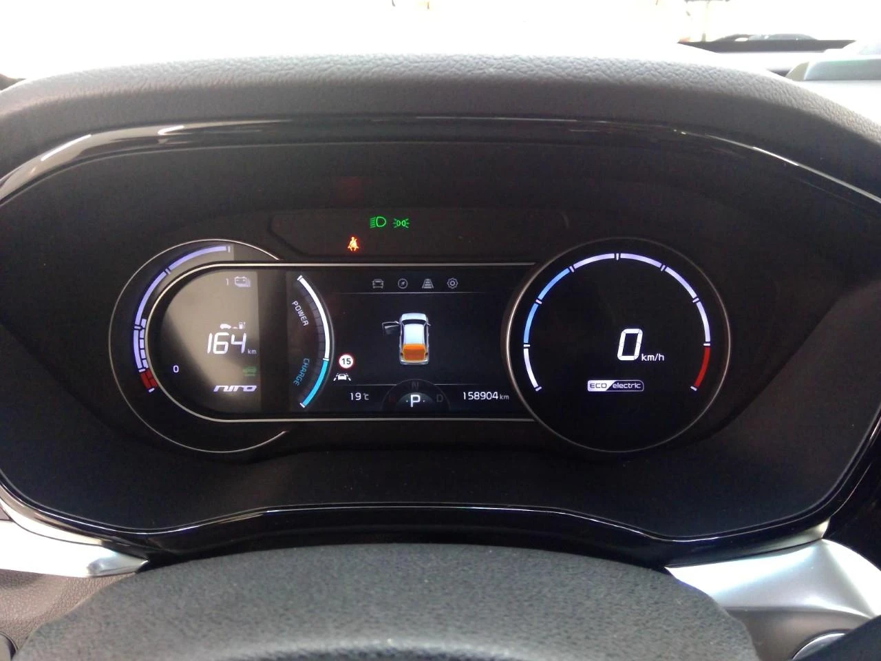 Kia Niro 64KWh/EXECUTIVE LINE/SOH100%/KIACONN/FULL!, снимка 8 - Автомобили и джипове - 54820615