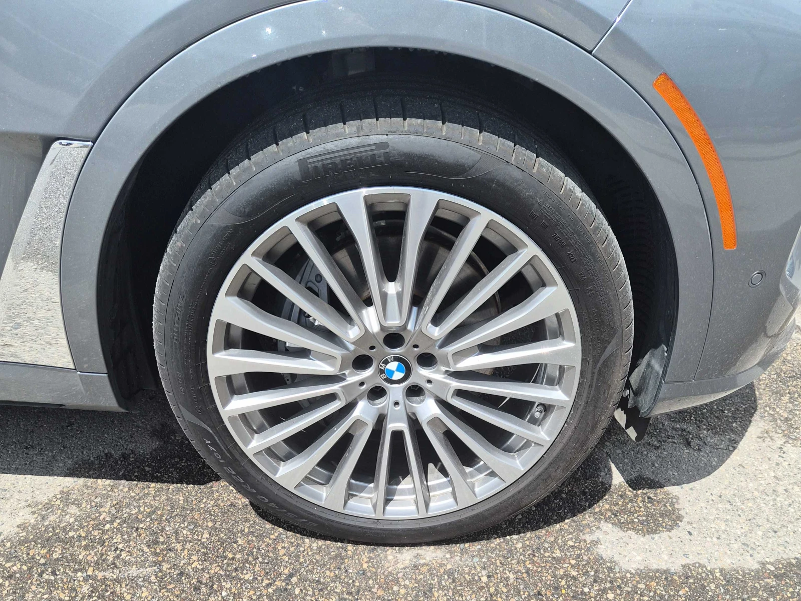 BMW X7 xDrive40i, снимка 7 - Автомобили и джипове - 55011858