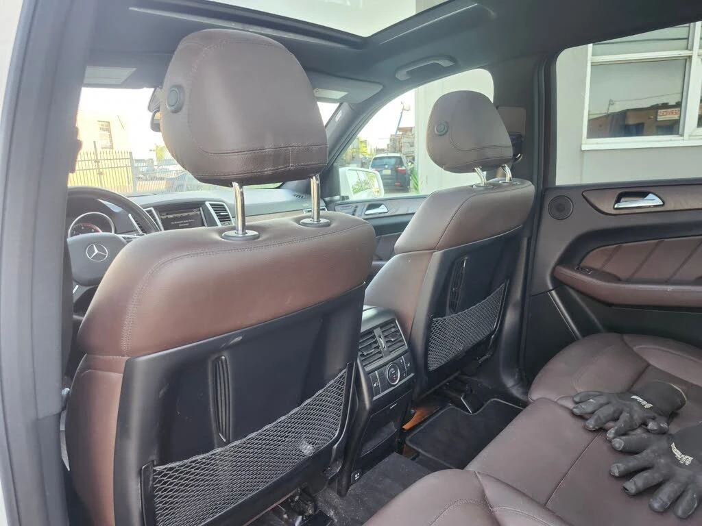 Mercedes-Benz GL 350 4MATIC* AMG PKG* MEMORY PKG* ОБДУХВ* PANO* KEYLESS, снимка 12 - Автомобили и джипове - 55444651