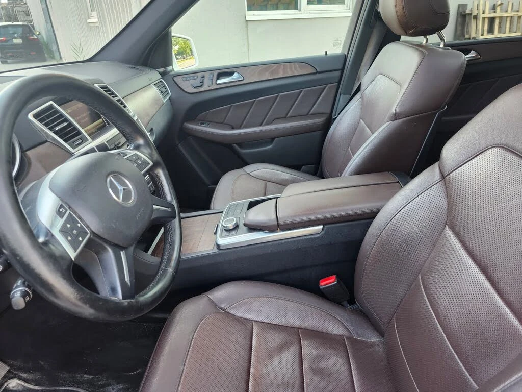 Mercedes-Benz GL 350 4MATIC* AMG PKG* MEMORY PKG* ОБДУХВ* PANO* KEYLESS, снимка 9 - Автомобили и джипове - 55444651