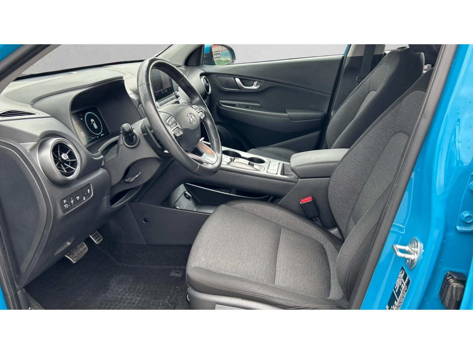 Hyundai Kona ТЕРМОПОМПА, Месечна вноска от 222  , снимка 10 - Автомобили и джипове - 56290287