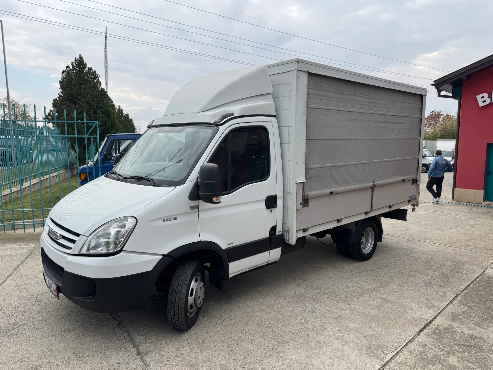 Iveco Daily 35c18* 3.0HPT* Тристранна щора - изображение 4