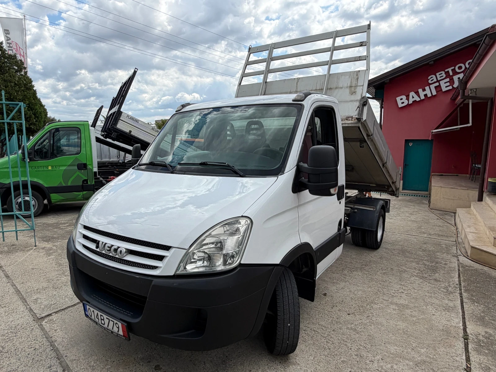 Iveco Daily 3.0HPI* 35C18* Тристранен самосвал* 3.20 метра кош, снимка 4 - Бусове и автобуси - 55664008