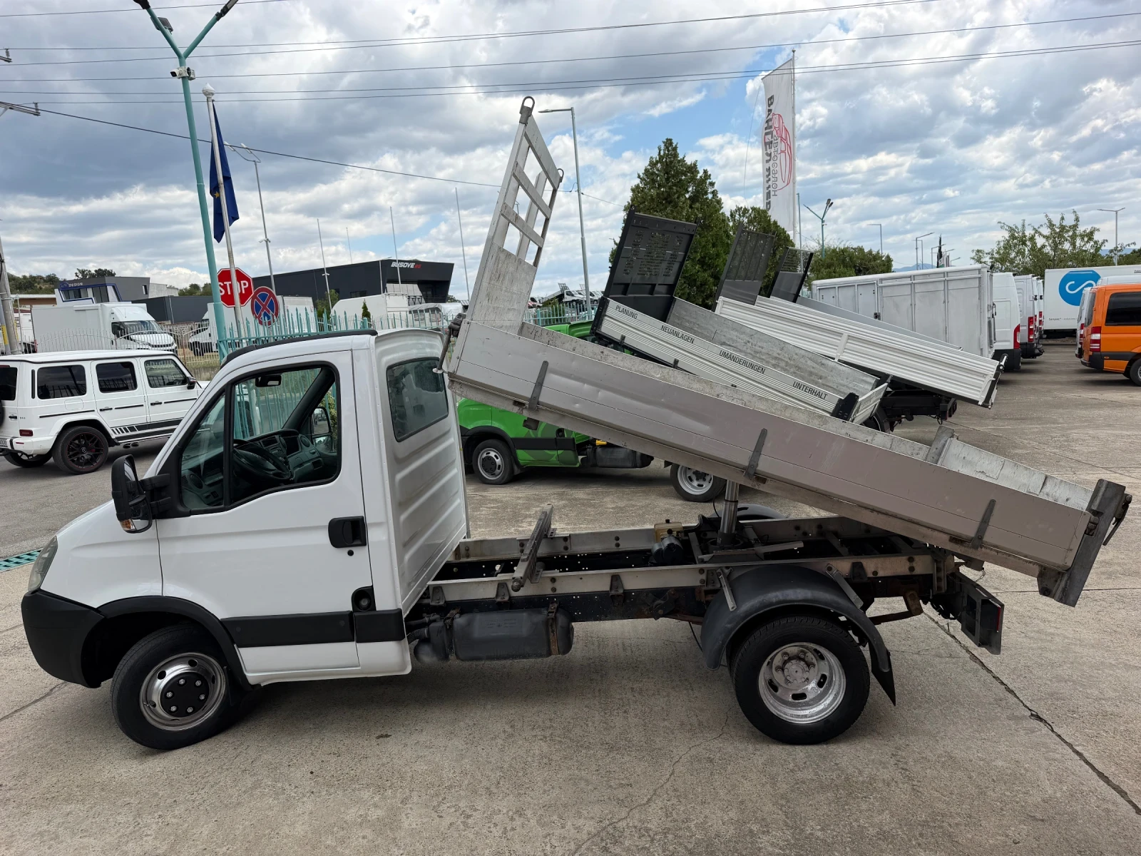 Iveco Daily 3.0HPI* 35C18* Тристранен самосвал* 3.20 метра кош, снимка 8 - Бусове и автобуси - 55664008
