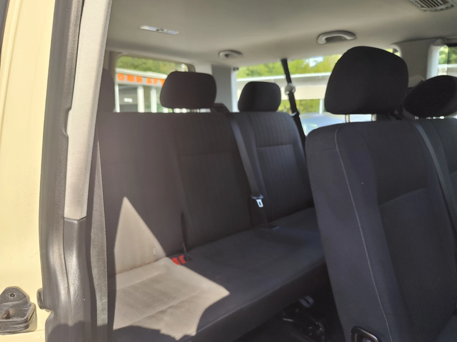 VW Caravelle 2.0TDi* 4X4* NAVI* CAMERA* EURO 6B* , снимка 11 - Бусове и автобуси - 55889162
