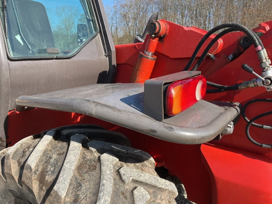 Телескопични товарачи Manitou MLT 940 L - изображение 5