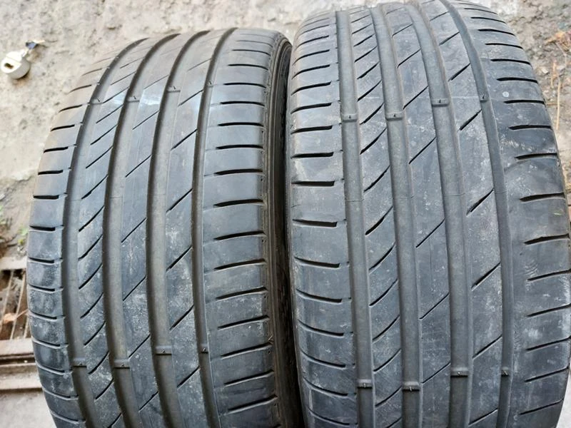 Гуми Летни 245/40R19, снимка 1 - Гуми и джанти - 37110696