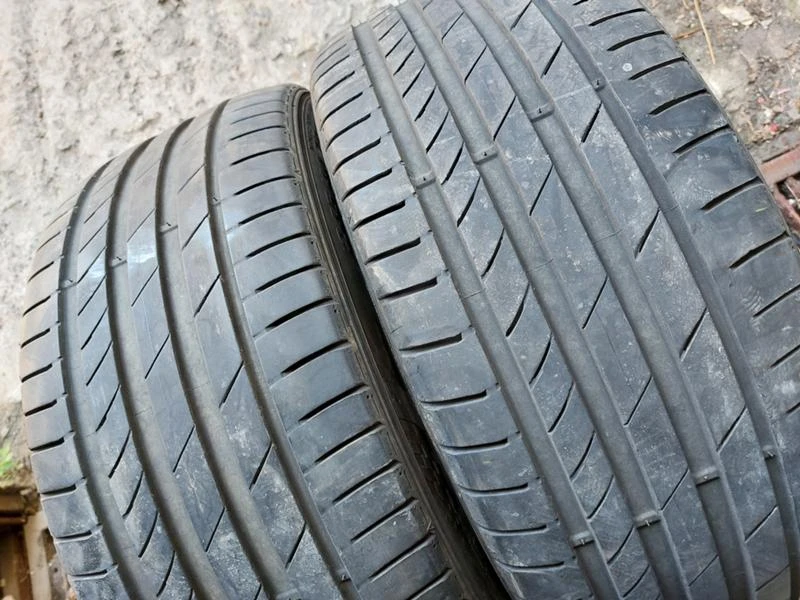 Гуми Летни 245/40R19, снимка 2 - Гуми и джанти - 37110696