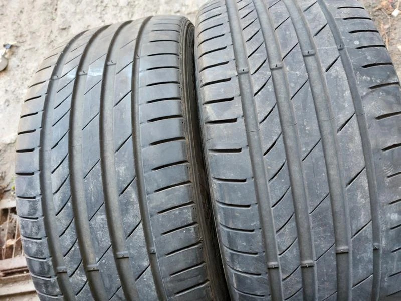 Гуми Летни 245/40R19, снимка 3 - Гуми и джанти - 37110696