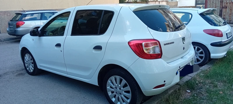 Dacia Sandero 1.5 дизел , снимка 10 - Автомобили и джипове - 47220887