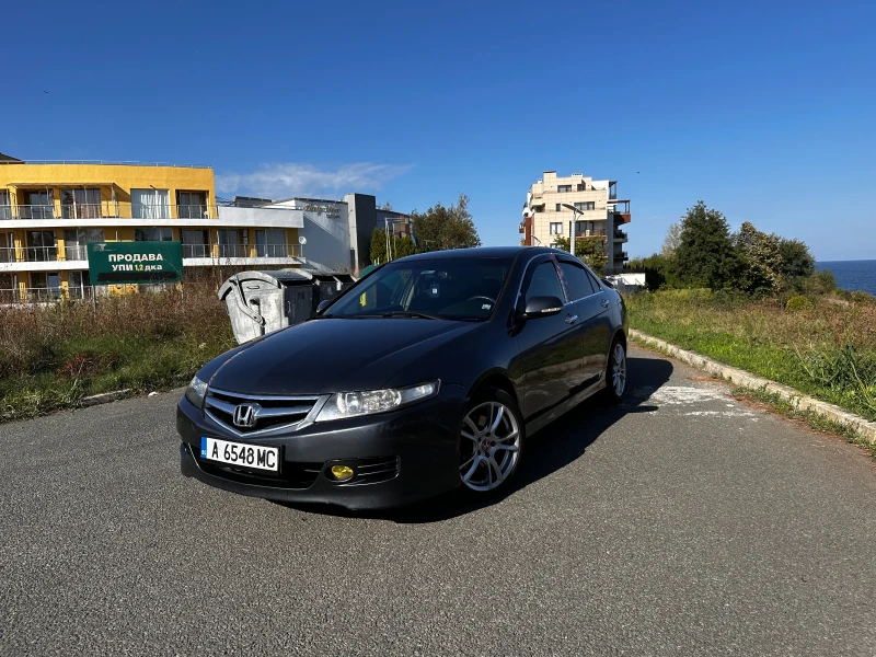 Honda Accord 2.0, снимка 1 - Автомобили и джипове - 47333686