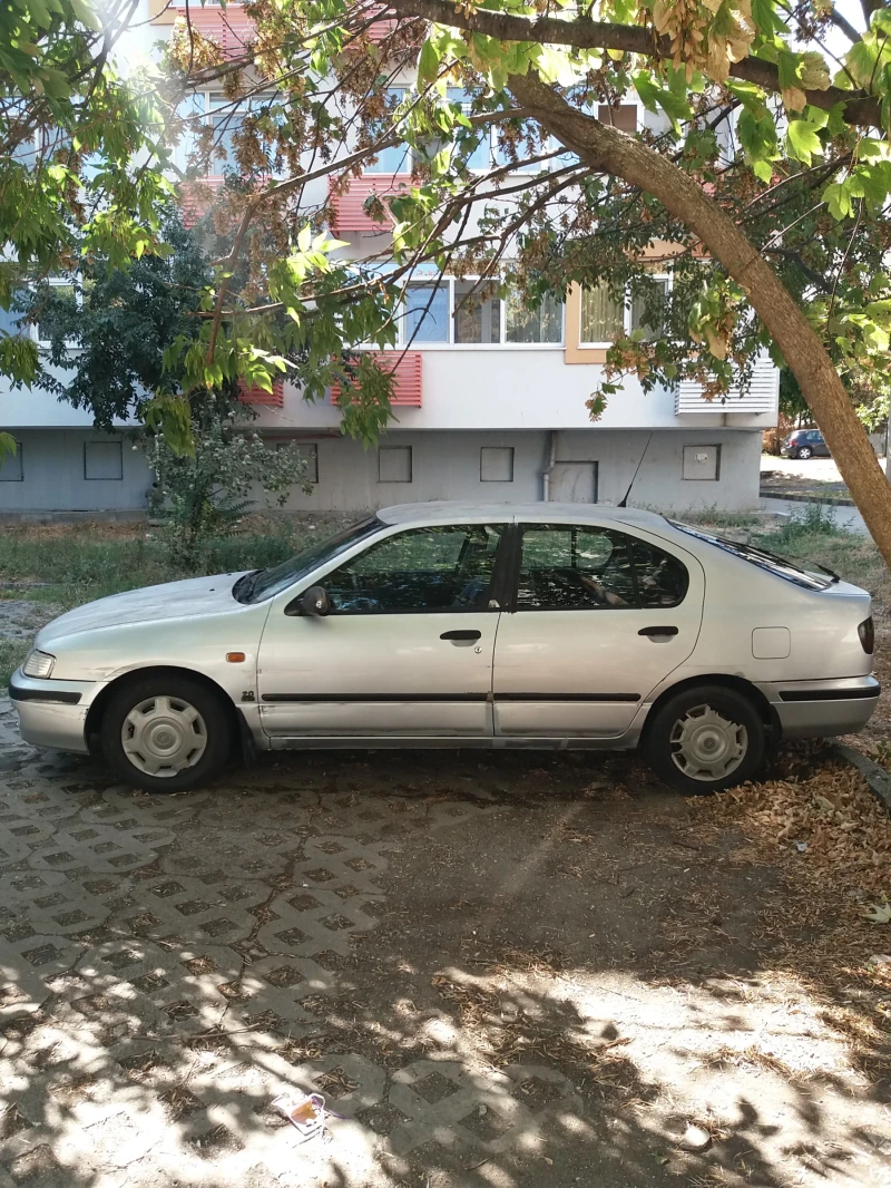 Nissan Primera, снимка 6 - Автомобили и джипове - 47411015