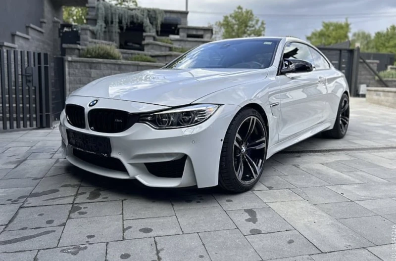 BMW M4 Carbon , снимка 1 - Автомобили и джипове - 47455082