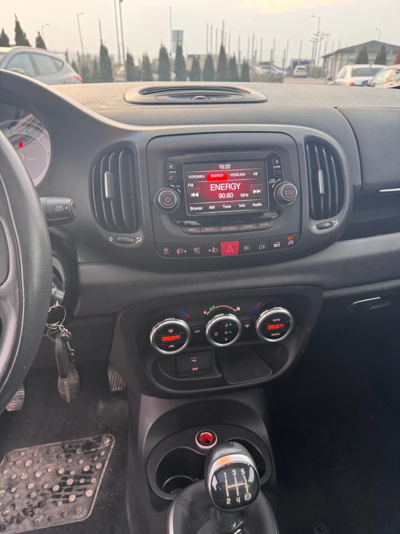 Fiat 500L * TOP* PANO* , снимка 8 - Автомобили и джипове - 48227276