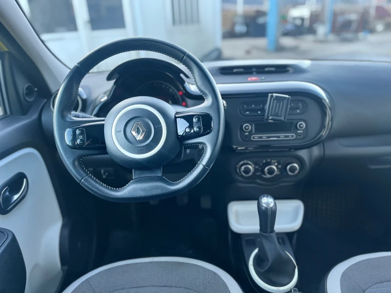 Renault Twingo 53000 км, снимка 9 - Автомобили и джипове - 48729430