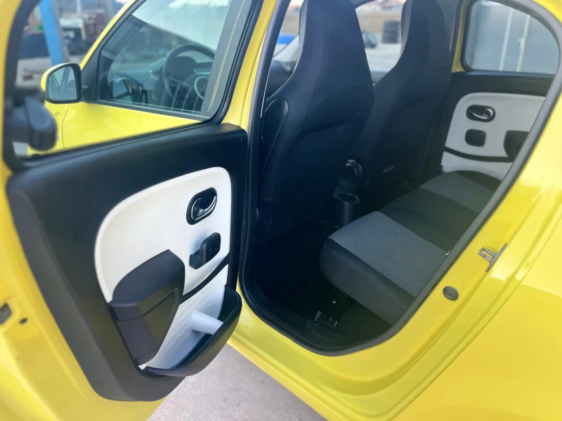 Renault Twingo 53000 км, снимка 8 - Автомобили и джипове - 48729430