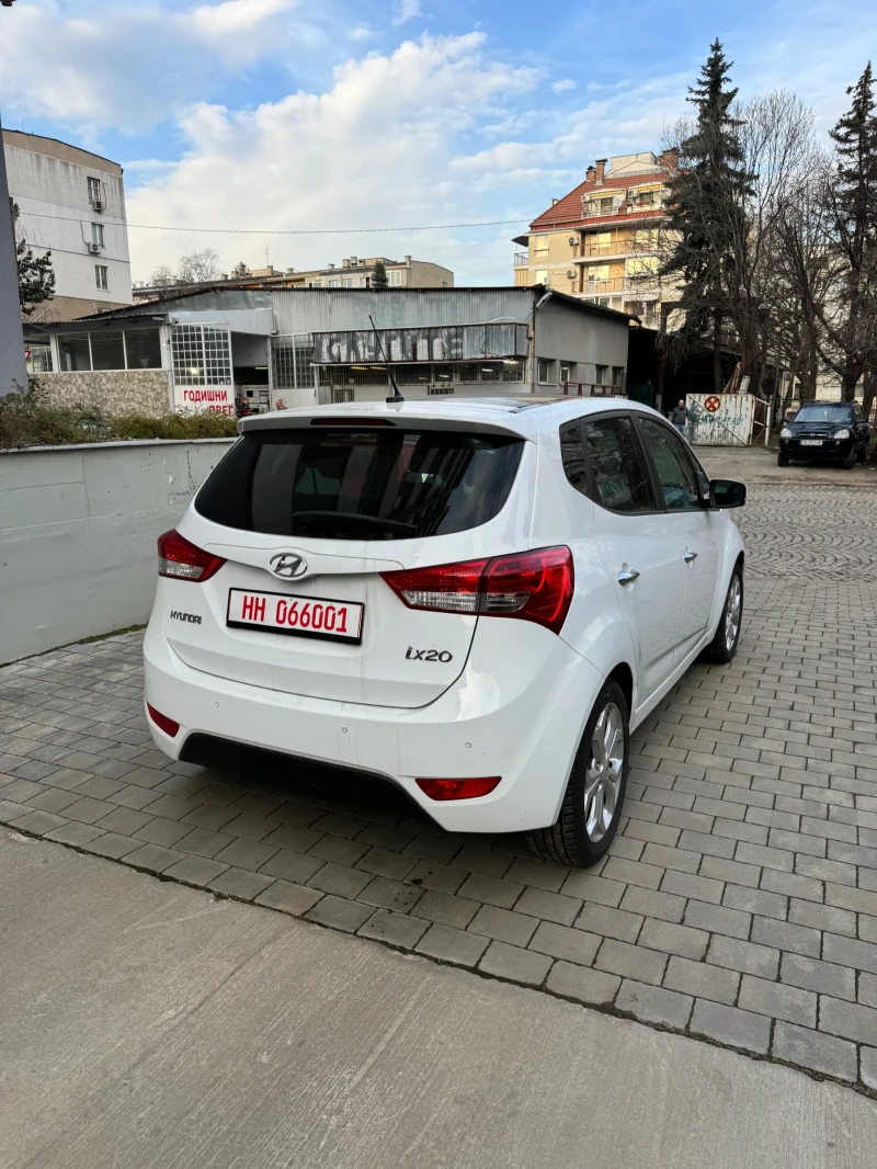 Hyundai I20, снимка 5 - Автомобили и джипове - 48881220