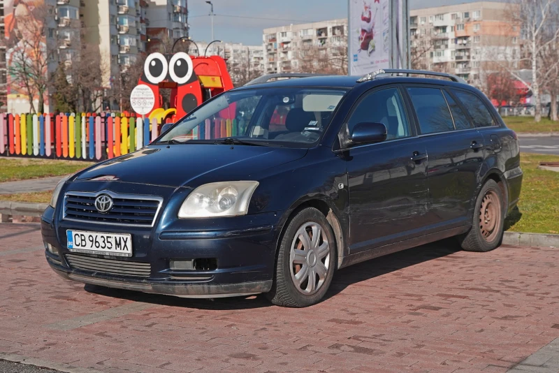 Toyota Avensis, снимка 5 - Автомобили и джипове - 49102393